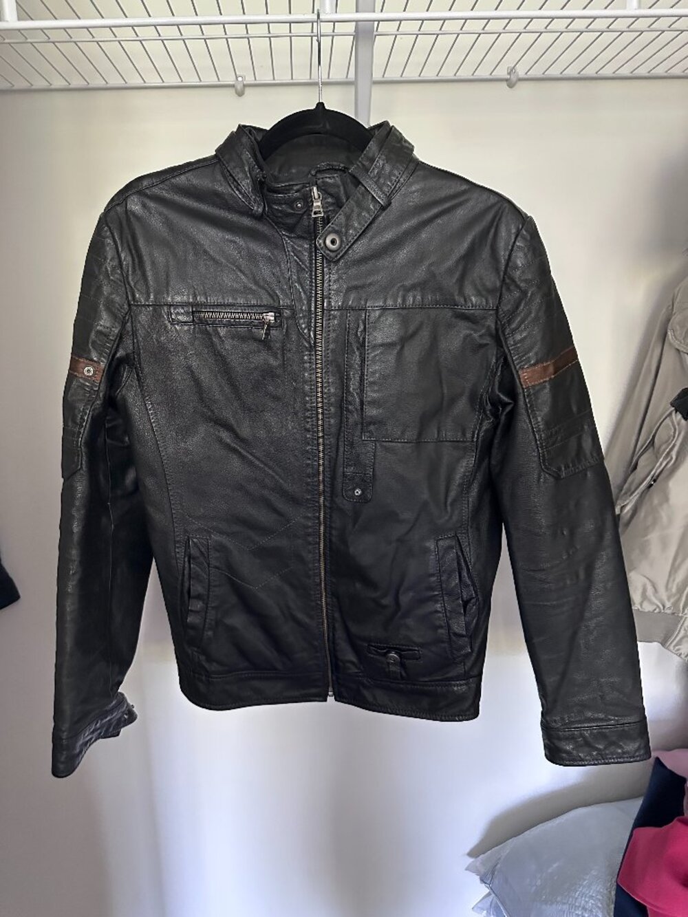 Men's Danier Leather Jacket - XS